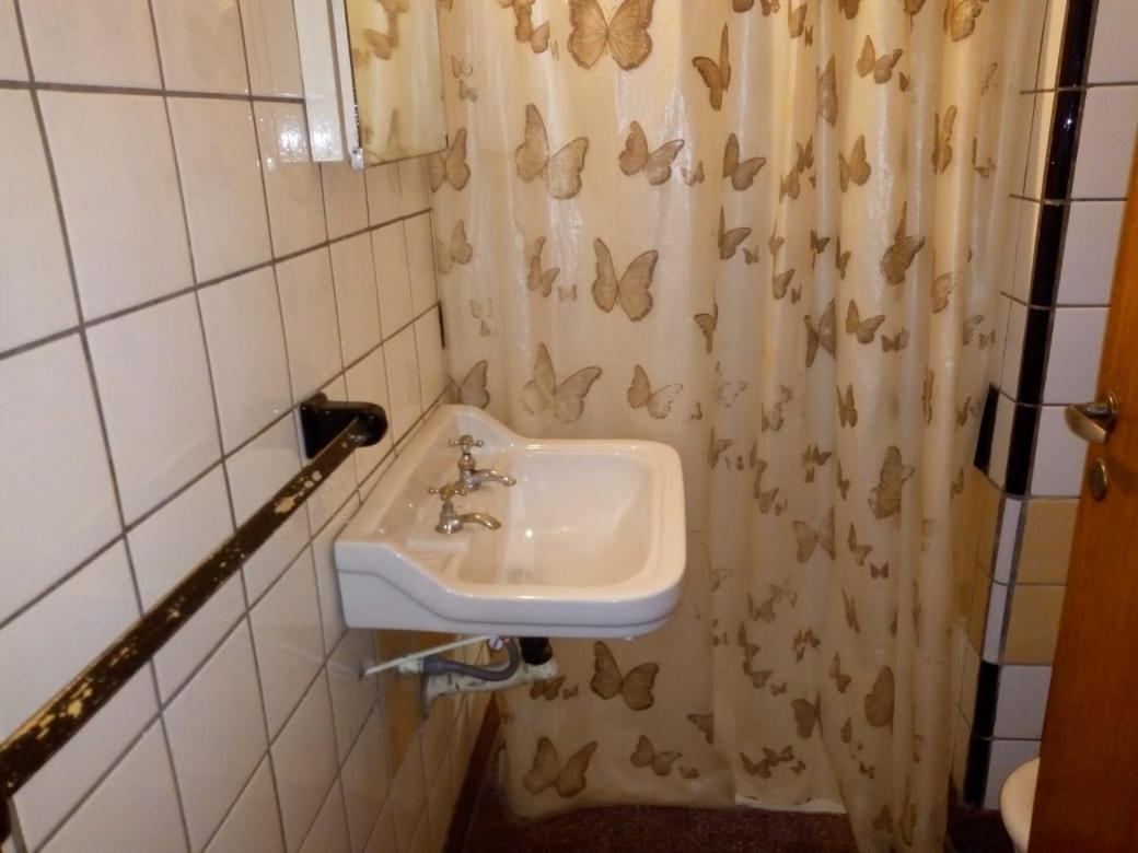 Hostel De 埃斯克尔 外观 照片