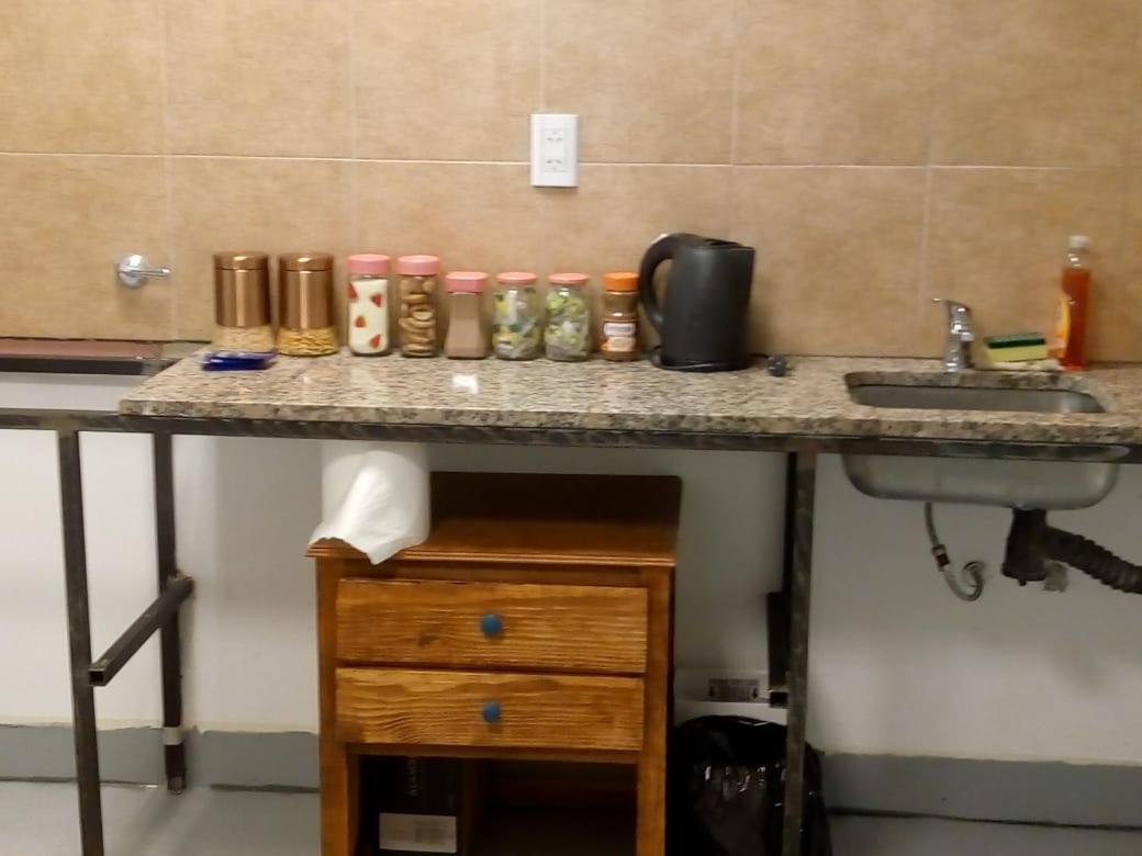 Hostel De 埃斯克尔 外观 照片